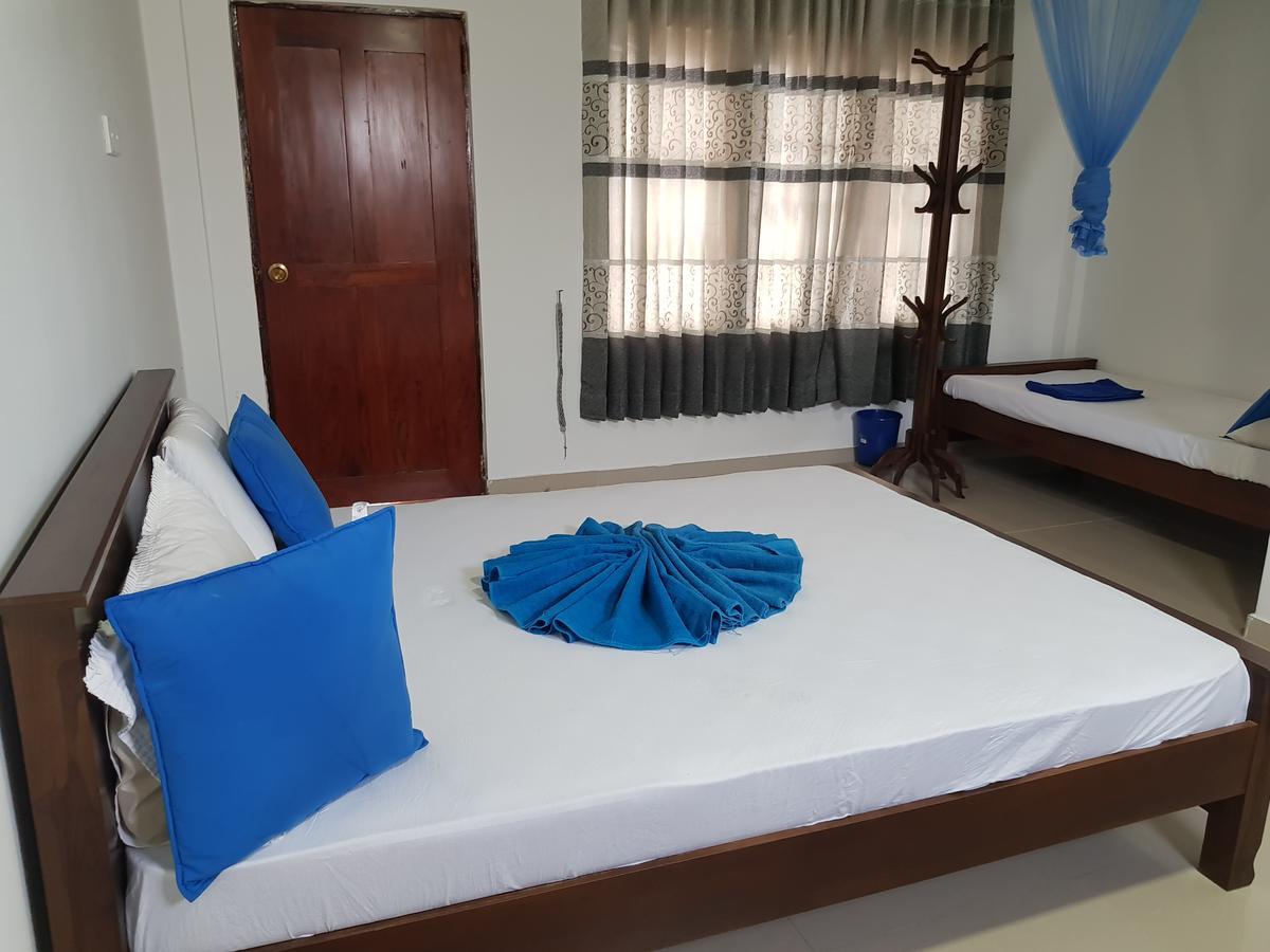 Oasis Beach Hotel Negombo Exterior photo